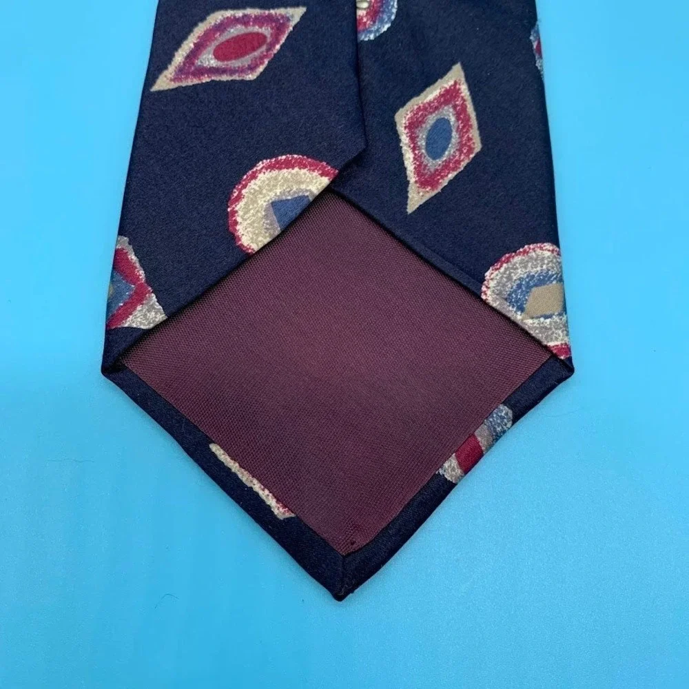 Vintage Halston III Blue Geometric Italian Silk Artsy Men's Classic Neck Tie